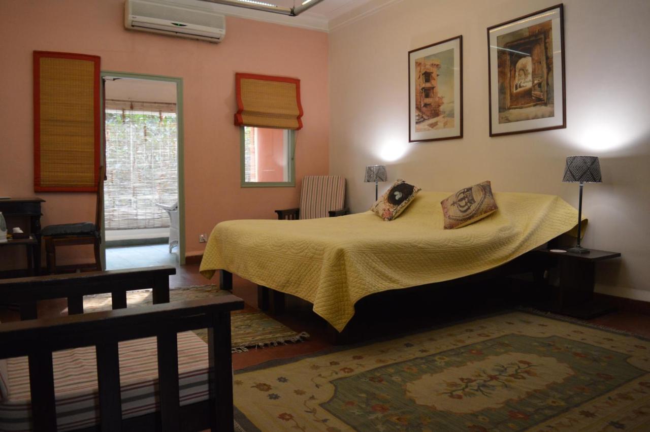 G 49 Bed & Breakfast New Delhi Exterior foto
