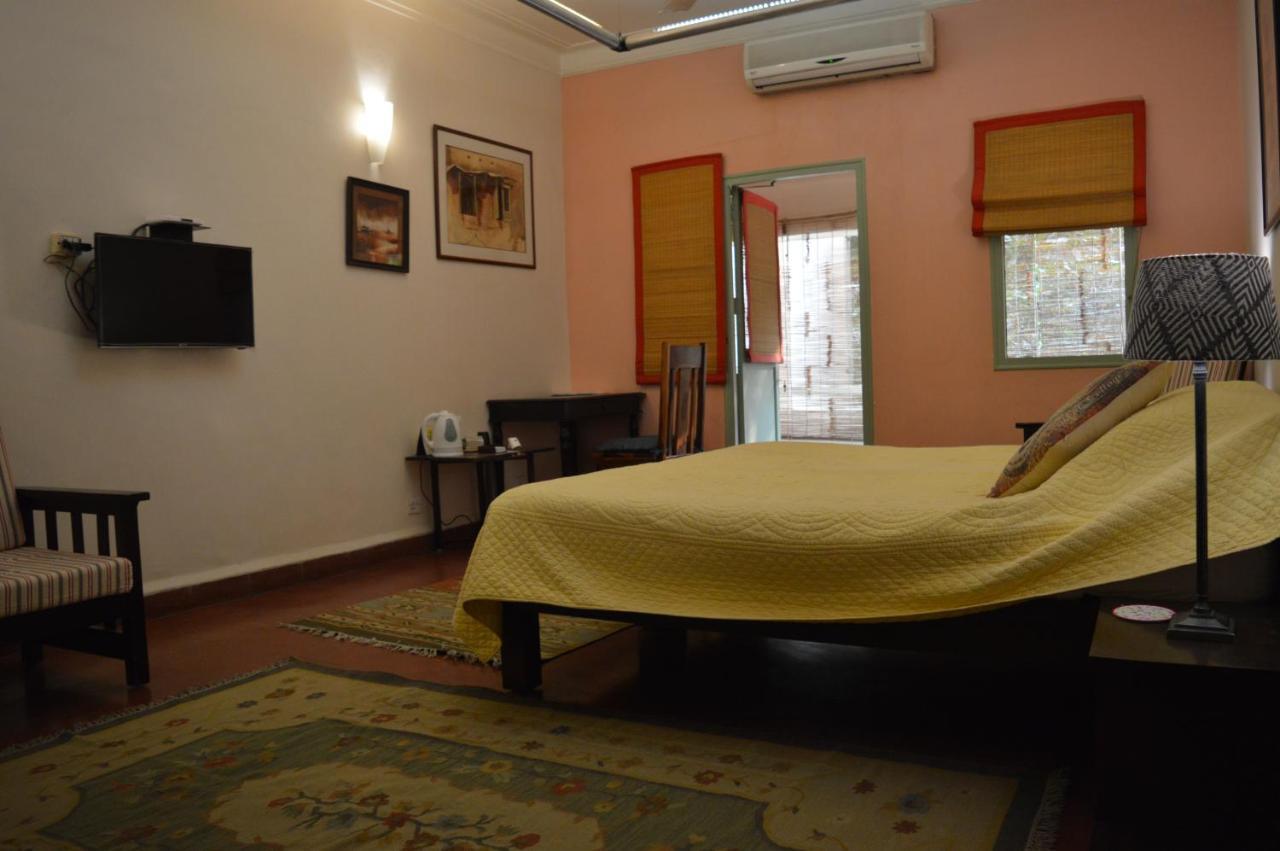 G 49 Bed & Breakfast New Delhi Exterior foto